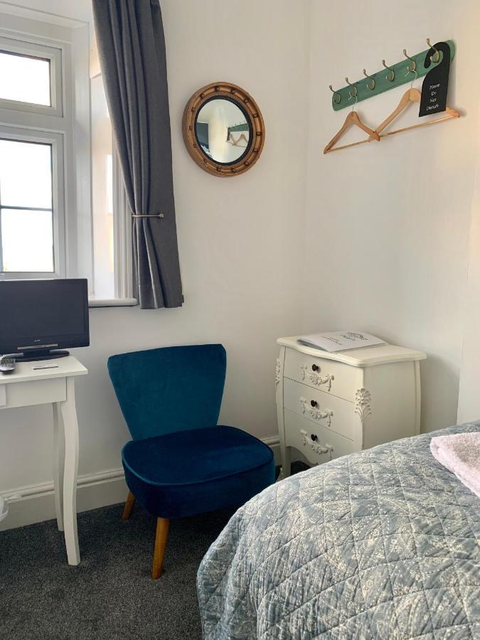 Hotel The Nags Head Lyme Regis Exteriér fotografie