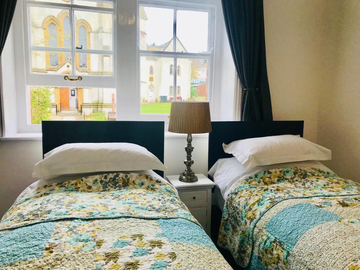 Hotel The Nags Head Lyme Regis Exteriér fotografie