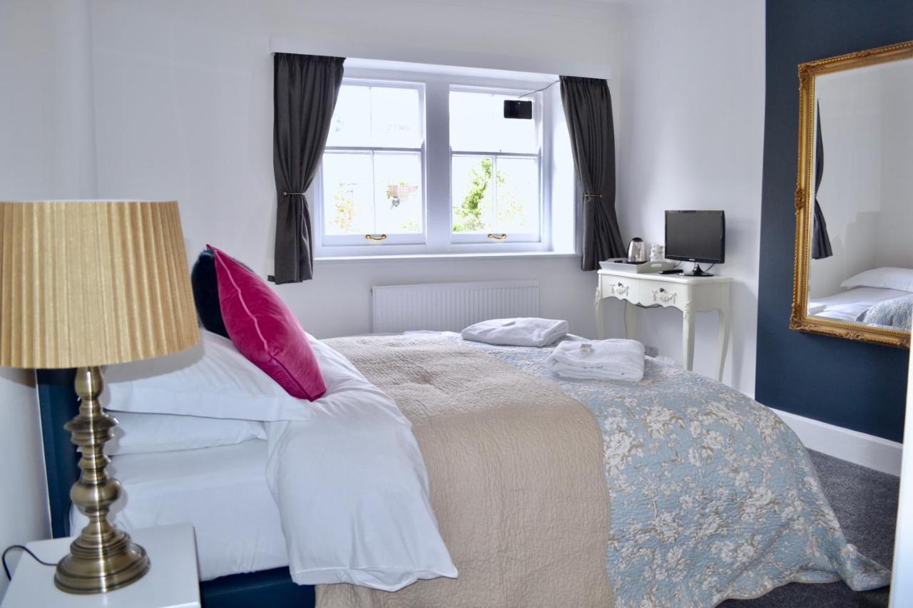Hotel The Nags Head Lyme Regis Exteriér fotografie